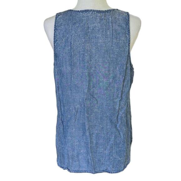 SKIES ARE BLUE Tank Top Blue Chambray Navy Embroidered Neckline Size M Women - Picture 7 of 9